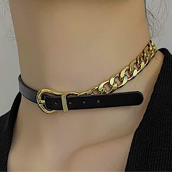 Gold Leather Buckle Design Chain Link Choker - Picture 7 of 12